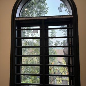 CỬA NHÔM UỐN VÒM